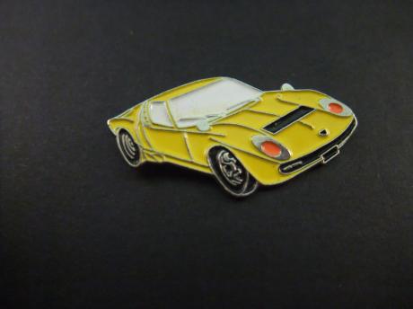 Lamborghini Miura SV sportwagen geel ( opvolgel van Lamborghini 350 GT)